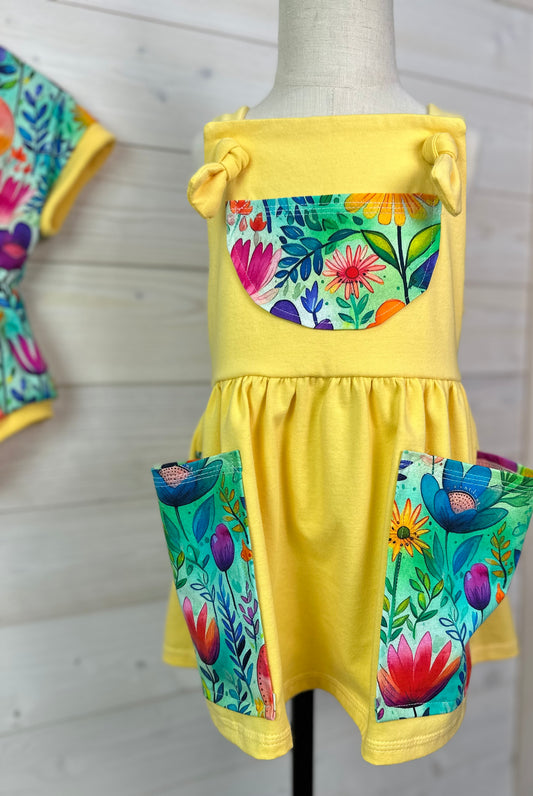 Bright Organic Floral Pocket Dress