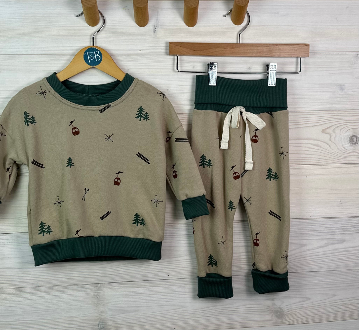 Organic Ski Slope Set