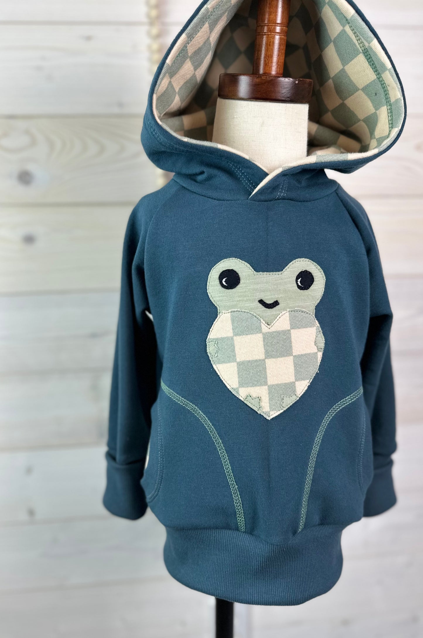 12m-3T Organic Love Frog Hoodie